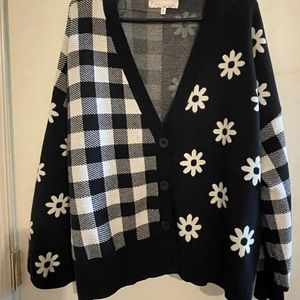Black and white pattern cardigan